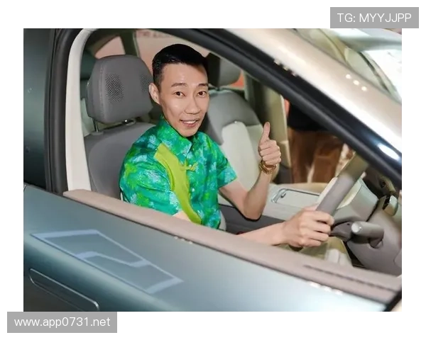 李宗伟买了个大别墅，结果邻居全都傻眼了！