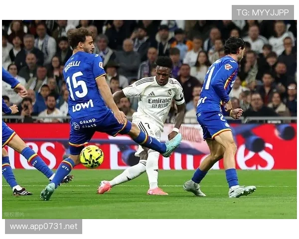 皇马当前表现虽然稳定，比赛局面变化对赛季走势形成制约