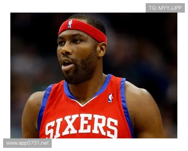 埃尔顿·布兰德突破效率提升明显 拉开与队友内线得分差距