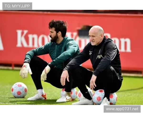 阿利松：英超金手套与欧冠、FIFA最佳门将荣誉分析